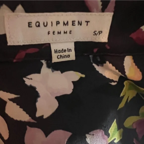 Equipment Silk Floral Blouse 💐 - Picture 4 of 5